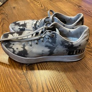 Nobull tie dye canvas